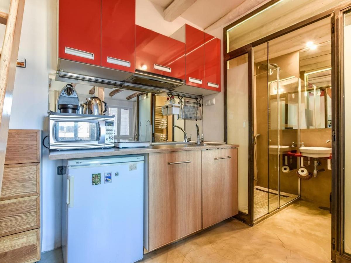 Apartamento En La Plaza De Lavapies Para 4 Personas Madrid Kültér fotó