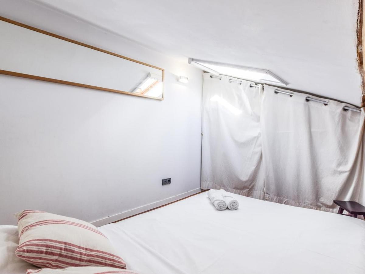 Apartamento En La Plaza De Lavapies Para 4 Personas Madrid Kültér fotó