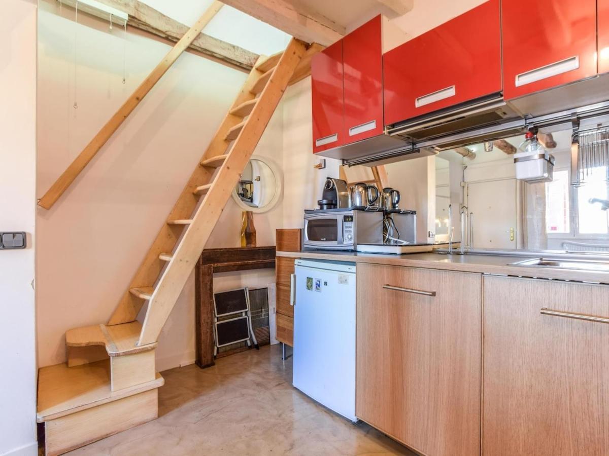 Apartamento En La Plaza De Lavapies Para 4 Personas Madrid Kültér fotó