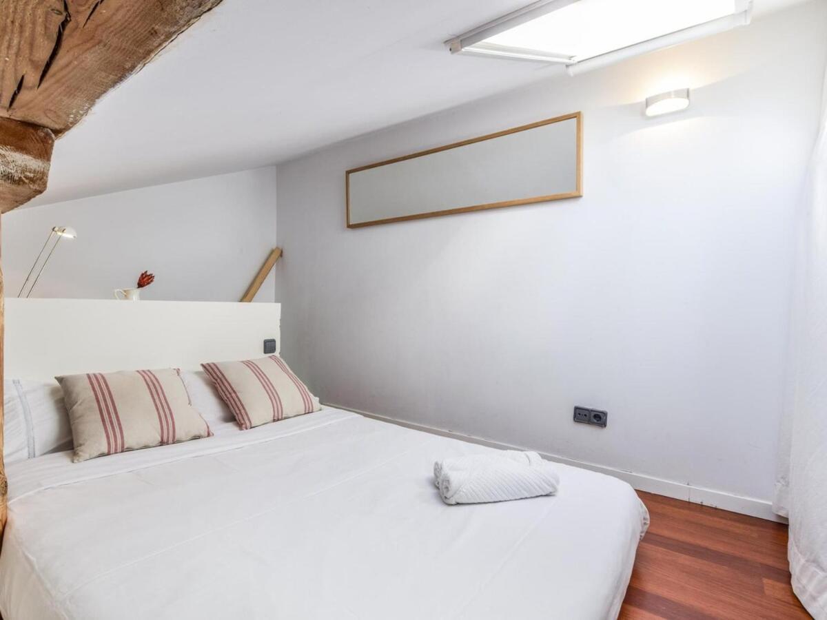 Apartamento En La Plaza De Lavapies Para 4 Personas Madrid Kültér fotó