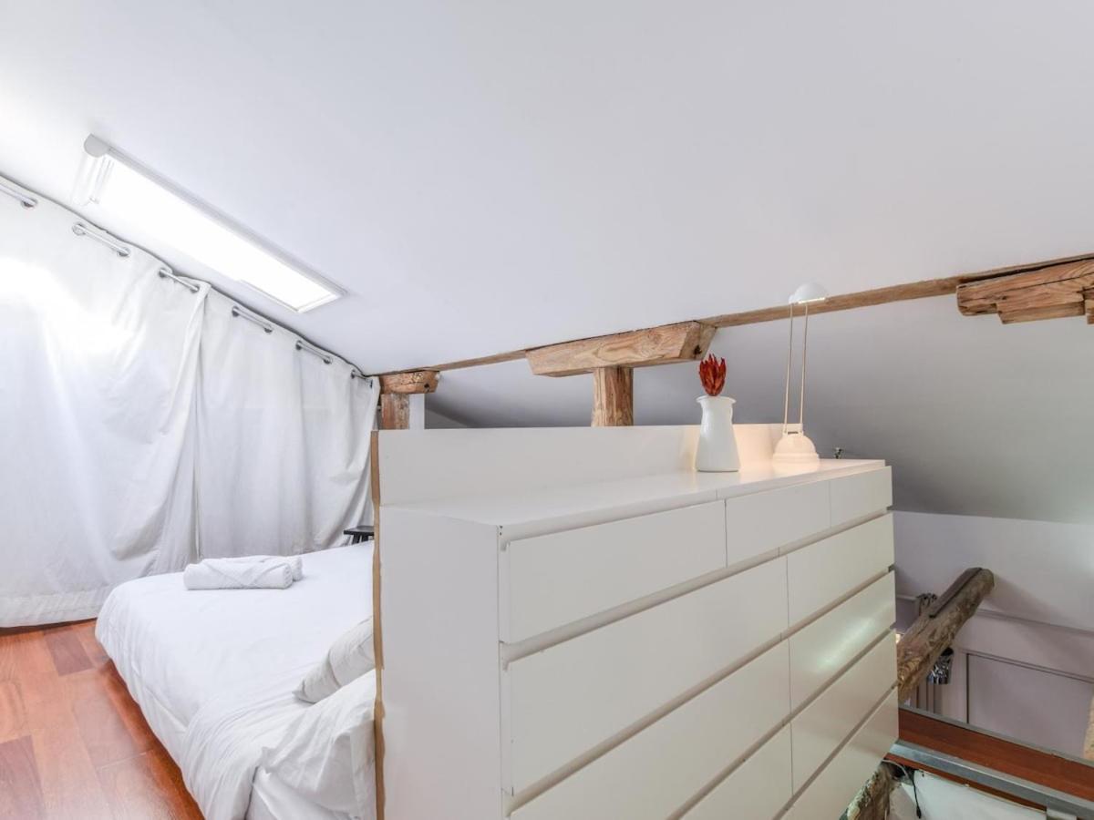 Apartamento En La Plaza De Lavapies Para 4 Personas Madrid Kültér fotó